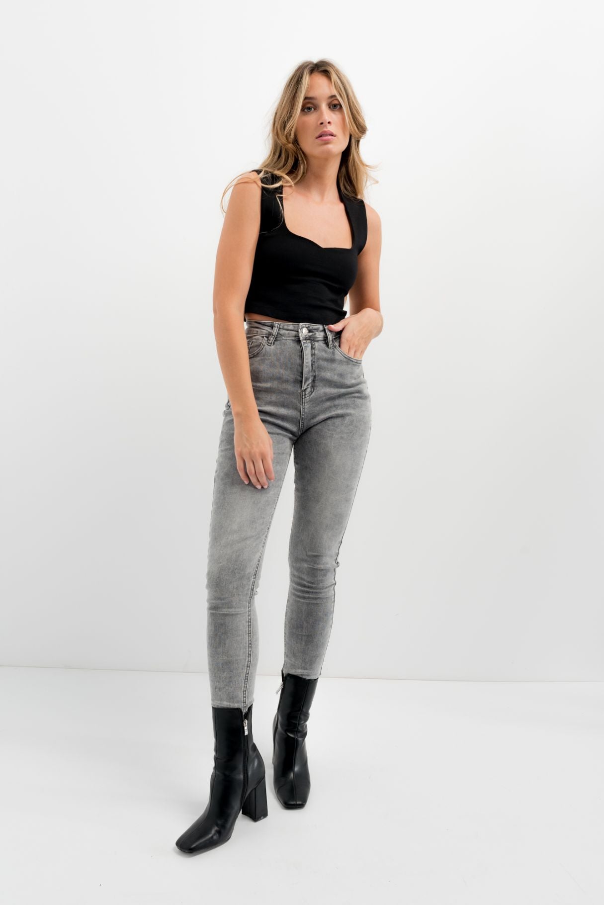 JEANS HI RISE SCULPT